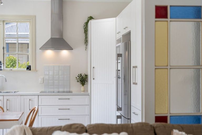 Photo of property in 1 Eruini Street, Waikanae Beach, Waikanae, 5036