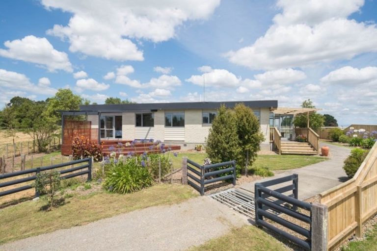 Photo of property in 872 Reid Line East, Bunnythorpe, Palmerston North, 4481