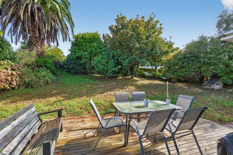 Photo of property in 17 Bickerstaffe Road, Maungaturoto, 0520