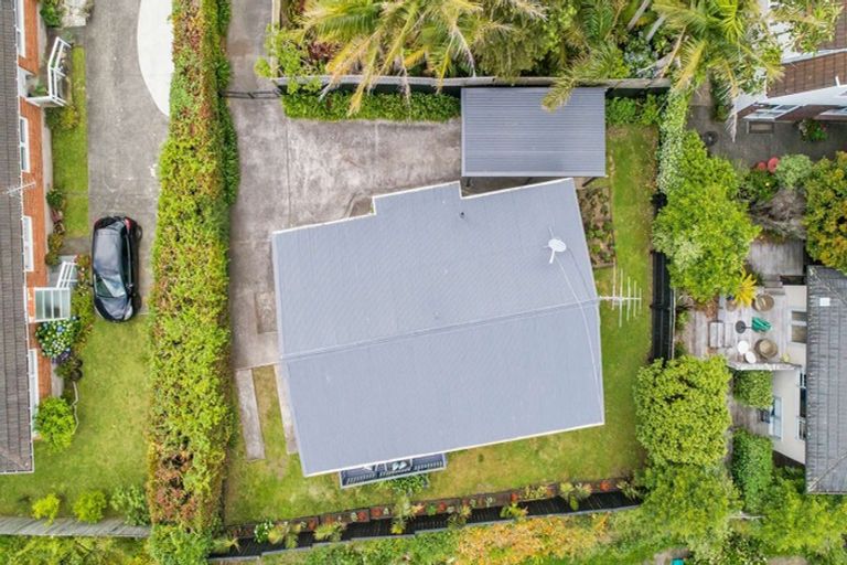 Photo of property in 1/15 Stanley Avenue, Milford, Auckland, 0620