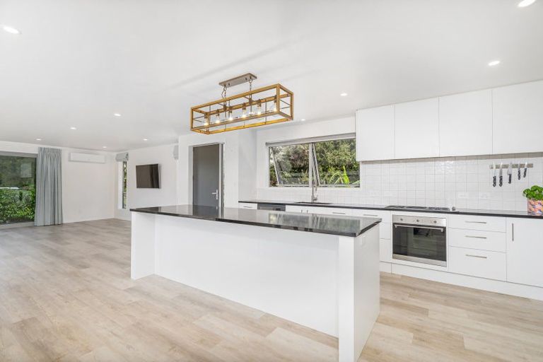 Photo of property in 1220f Te Rerenga Kuaotunu Road, Kuaotunu West, Whitianga, 3592