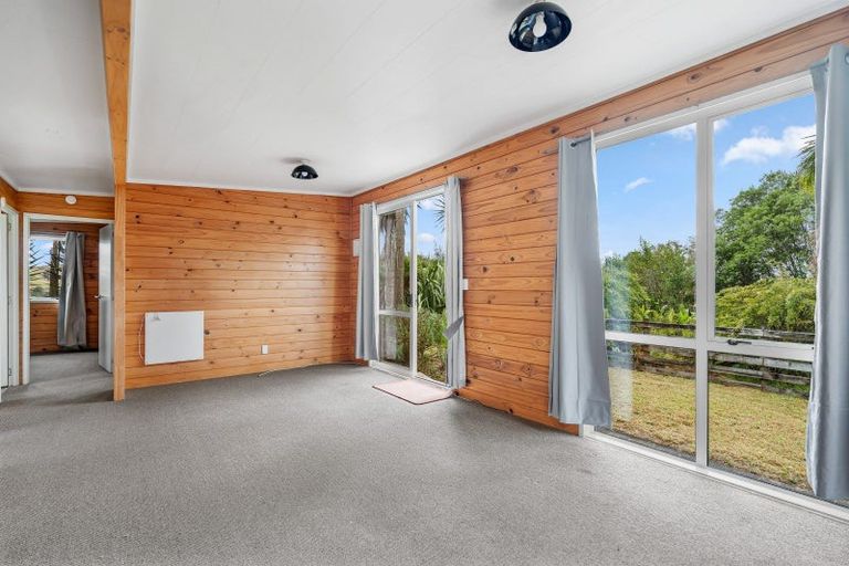Photo of property in 1274 State Highway 1, Oakleigh, Whangarei, 0171