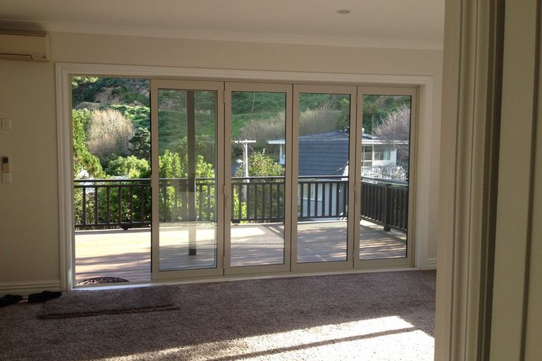 Photo of property in 26 Rangiora Avenue, Kaiwharawhara, Wellington, 6035