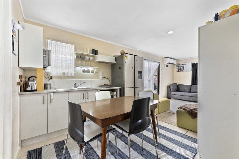 Photo of property in 11 Steven Street, Mangere East, Auckland, 2024