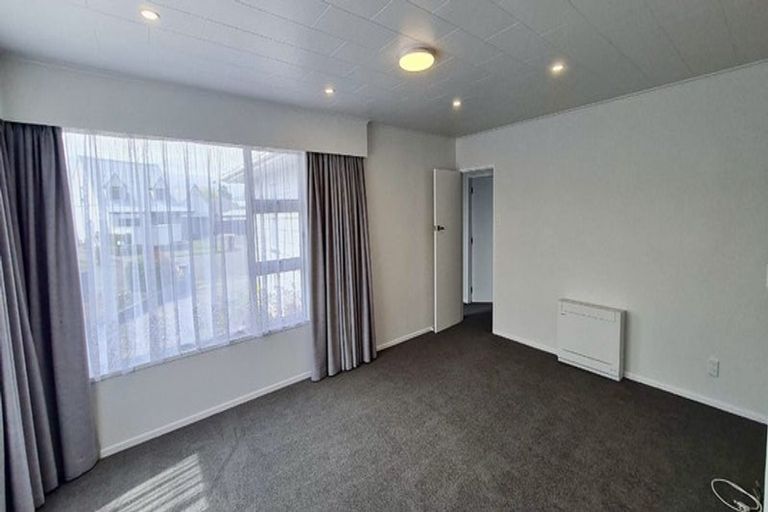 Photo of property in 3 Bruce Place, Highbury, Palmerston North, 4412