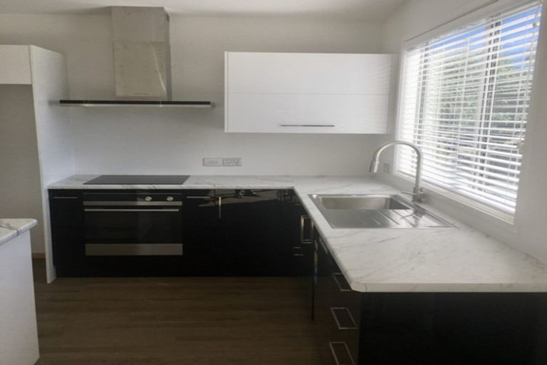 Photo of property in 10 Pohutukawa Drive, Cable Bay, 0420