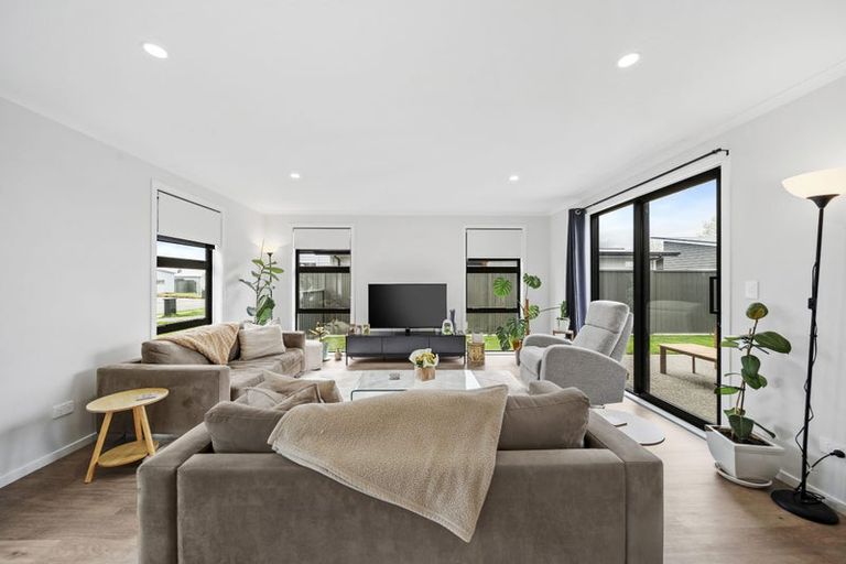 Photo of property in 15 Nathan Lane, Masterton, 5810