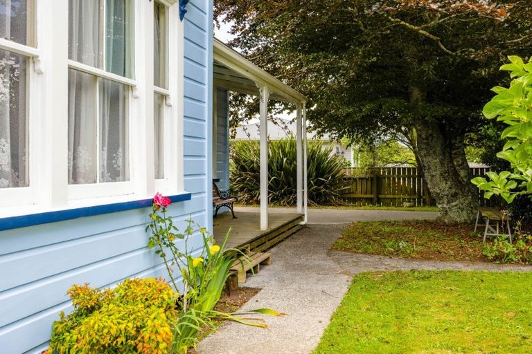 Photo of property in 76 Cordelia Street, Stratford, 4332