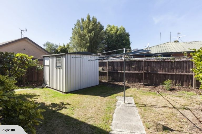 Photo of property in 27 Ben Nevis Drive, Broomfield, Christchurch, 8042