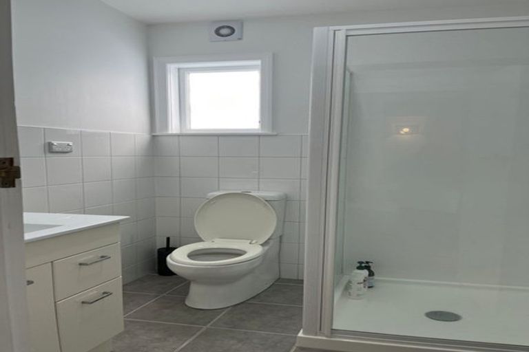 Photo of property in 1/7 Opua Street, Belmont, Auckland, 0622