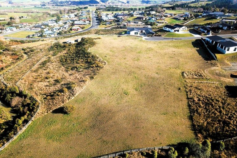 Photo of property in 25 Monterey Drive, Balclutha, 9230