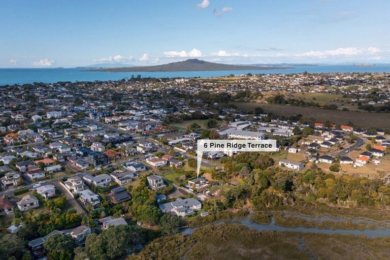 Photo of property in 6 Pine Ridge Terrace, Hauraki, Auckland, 0622