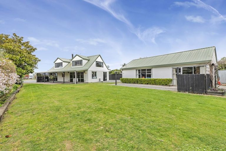 Photo of property in 19 Mclaughlins Road, Darfield, 7510