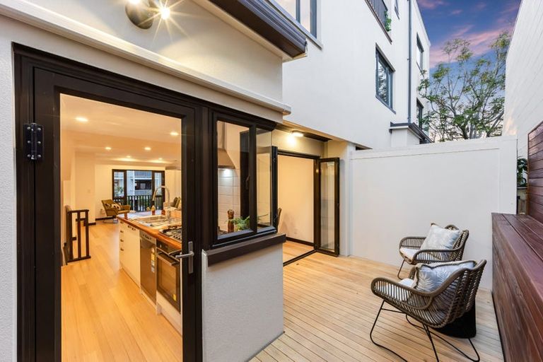 Photo of property in 15c Rose Road, Grey Lynn, Auckland, 1021