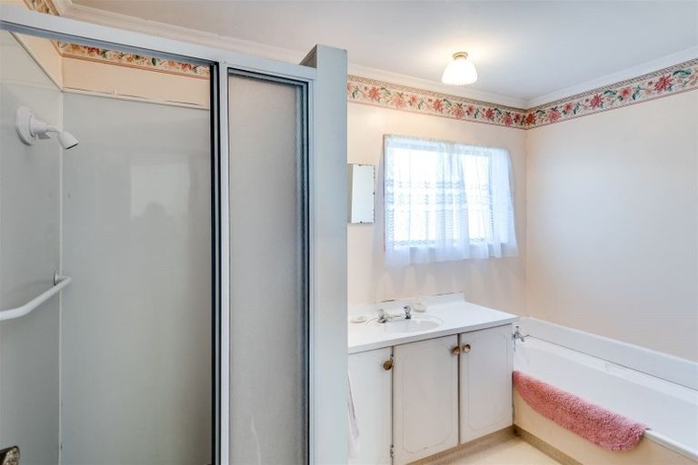 Photo of property in 2/3 Elbourne Street, Taradale, Napier, 4112