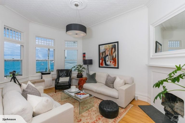 Photo of property in 40 King Edward Parade, Devonport, Auckland, 0624