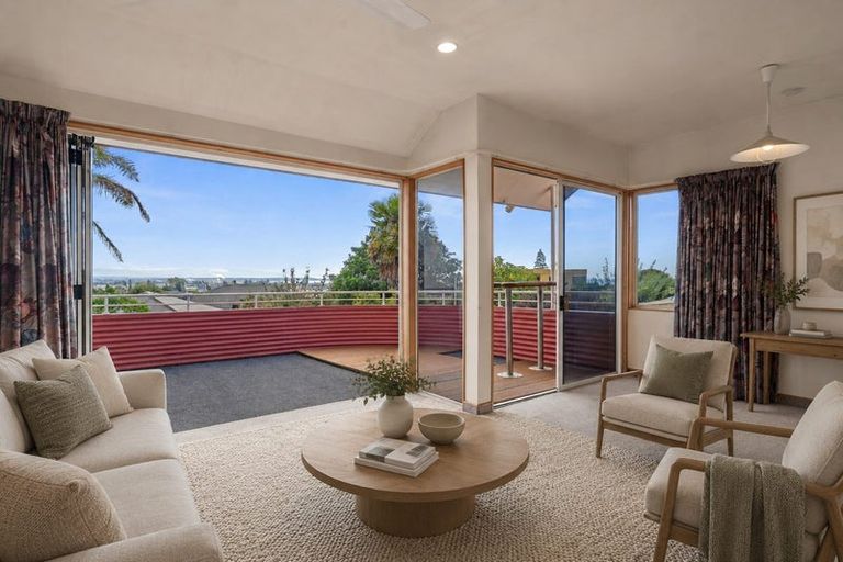 Photo of property in 12 D'urville Rise, Richmond, 7020
