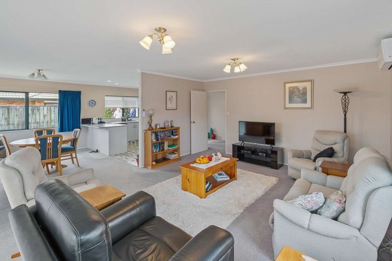 Photo of property in 36 Beachlands Place, Papamoa Beach, Papamoa, 3118