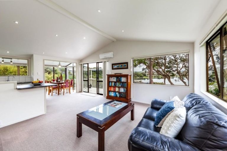 Photo of property in 60 Fidelis Avenue, Snells Beach, 0920