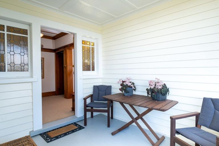 Photo of property in 35 Goldsmith Road, Hospital Hill, Napier, 4110