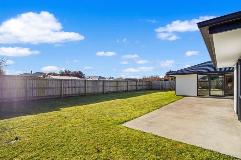 Photo of property in 18 Lewis Crescent, Rolleston, 7614