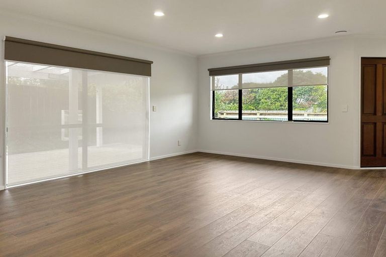 Photo of property in 121 Queens Road, Waikanae Beach, Waikanae, 5036