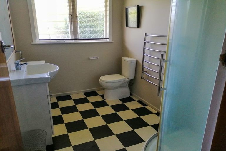 Photo of property in 4/3 Puutikitiki Street, Hamilton East, Hamilton, 3216