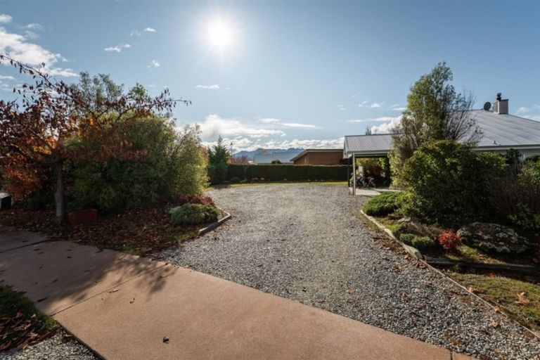 Photo of property in 34 Frye Crescent, Albert Town, Wanaka, 9305