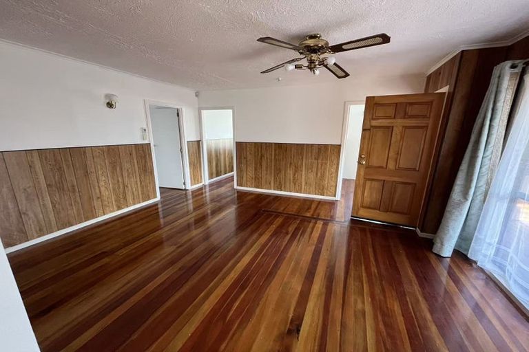 Photo of property in 56 Willerton Avenue, New Lynn, Auckland, 0600