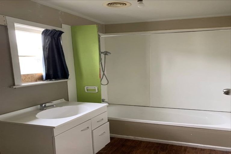 Photo of property in 83 Westminster Road, Wainuiomata, Lower Hutt, 5014