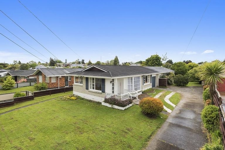 Photo of property in 24 Howell Avenue, Riverlea, Hamilton, 3216