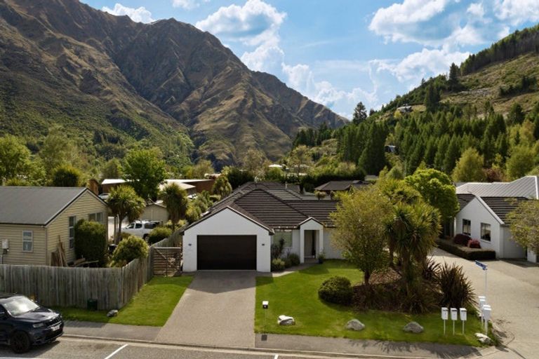Photo of property in 30 Atley Road, Arthurs Point, Queenstown, 9371