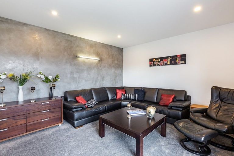 Photo of property in 2 Uku Way, Wharewaka, Taupo, 3330