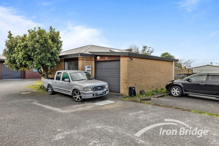 Photo of property in 1/7 Mona Avenue, Mangere Bridge, Auckland, 2022