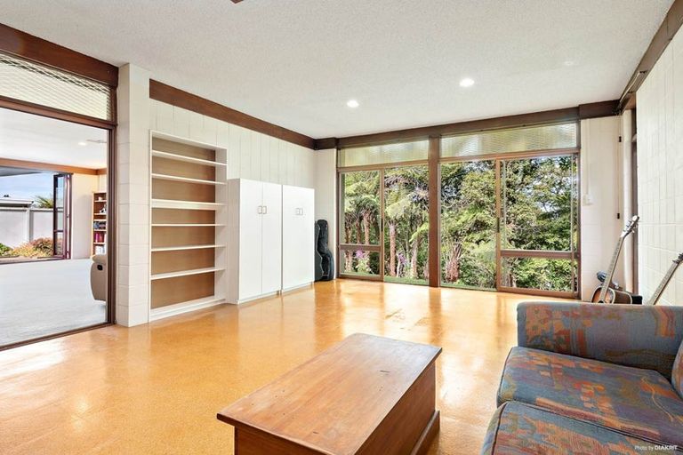 Photo of property in 12a Shetland Street, Glen Eden, Auckland, 0602