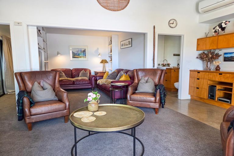 Photo of property in 17 D'archiac Drive, Lake Tekapo, 7999