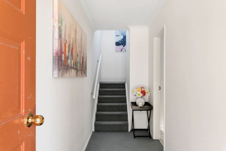 Photo of property in 1/16 Ocean View Road, Hatfields Beach, Orewa, 0931