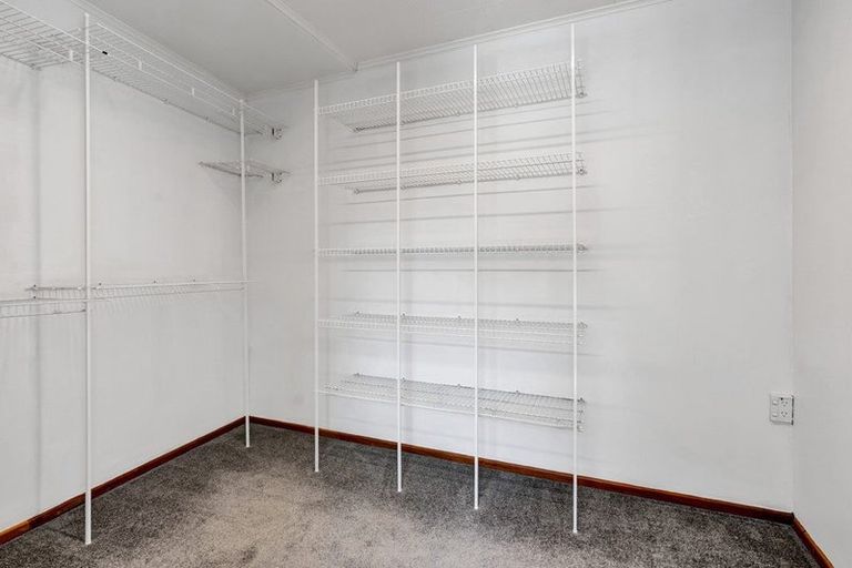 Photo of property in 21a Bracken Street, New Plymouth, 4310