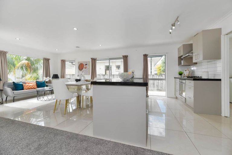 Photo of property in 75a Tabitha Crescent, Henderson, Auckland, 0612