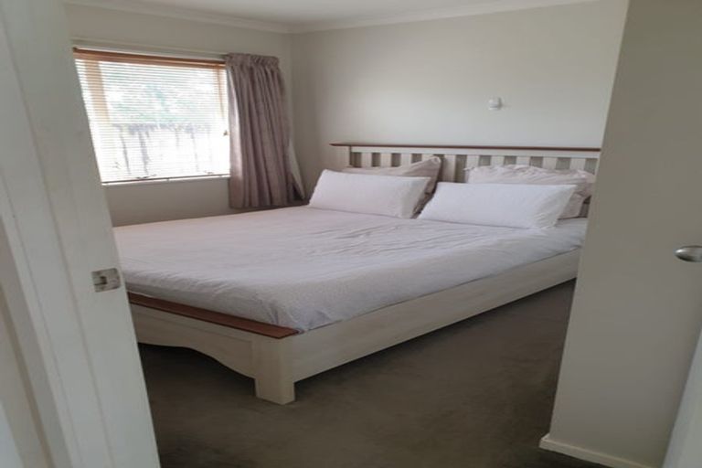 Photo of property in 148 Cascades Road, Pakuranga Heights, Auckland, 2010