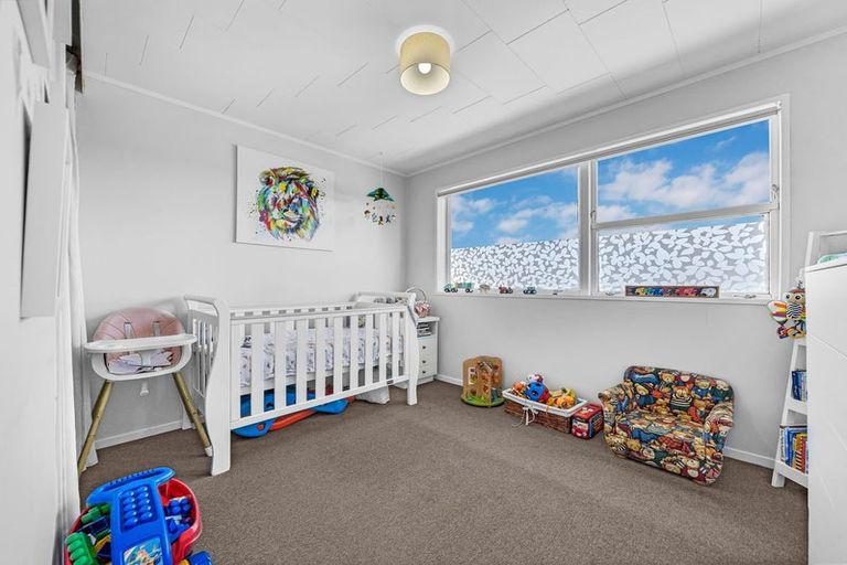 Photo of property in 6 France Street, Waiuku, 2123