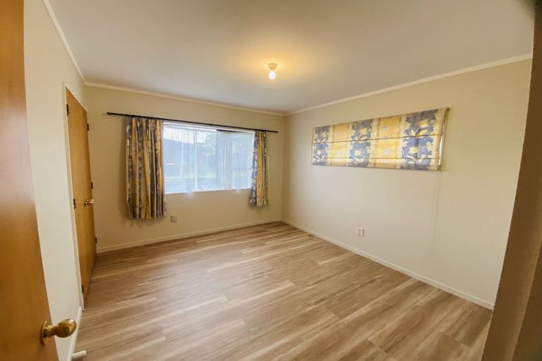 Photo of property in 9/116 Titirangi Road, New Lynn, Auckland, 0600