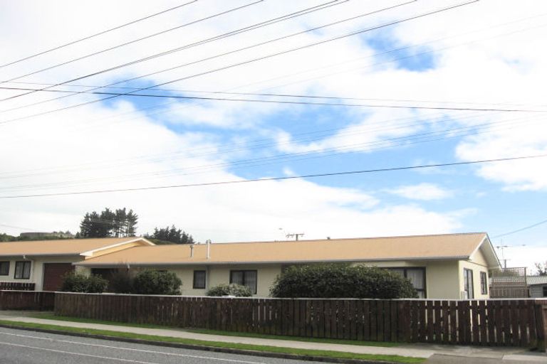 Photo of property in 1 Ruahine Street, Paraparaumu, 5032