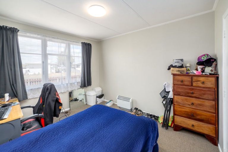 Photo of property in 84 Cameron Crescent, Masterton, 5810