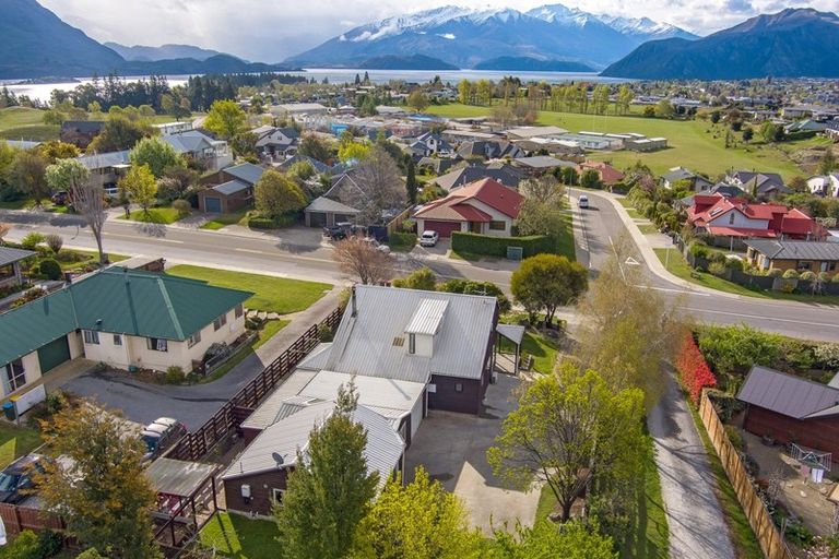 Photo of property in 9 Kings Drive, Wanaka, 9305