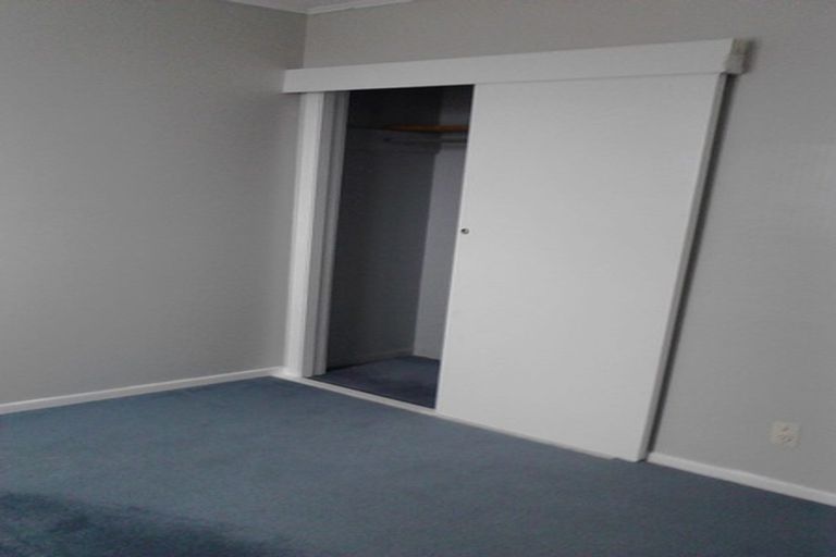 Photo of property in 6/55 Apu Crescent, Lyall Bay, Wellington, 6022