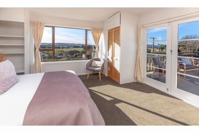 Photo of property in 19 Oxford Street, Waikari, 7420