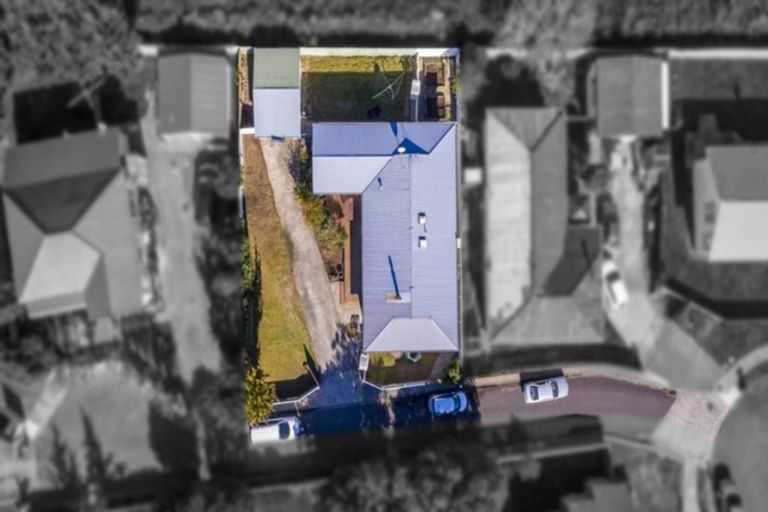 Photo of property in 11 Phar Lap Grove, Trentham, Upper Hutt, 5018