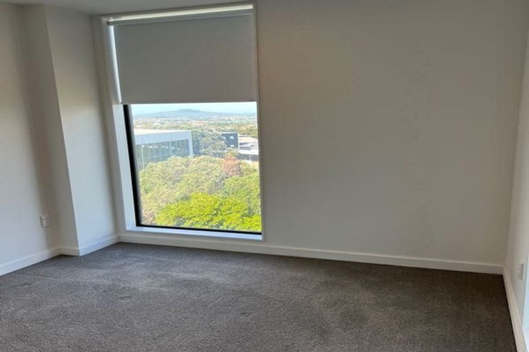 Photo of property in 102/19 Rawene Road, Birkenhead, Auckland, 0626