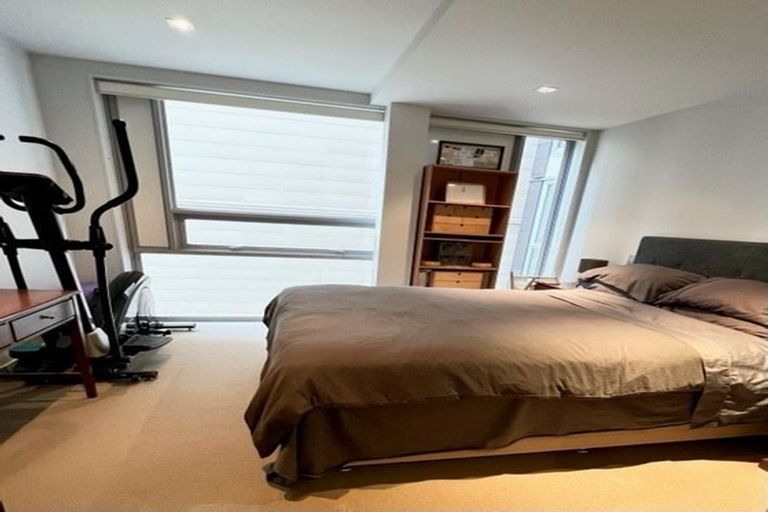 Photo of property in Monument Apartments, 4g/245 Wakefield Street, Te Aro, Wellington, 6011